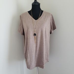 COPY - NWOT Amaryllis Vneck High Low Tshirt